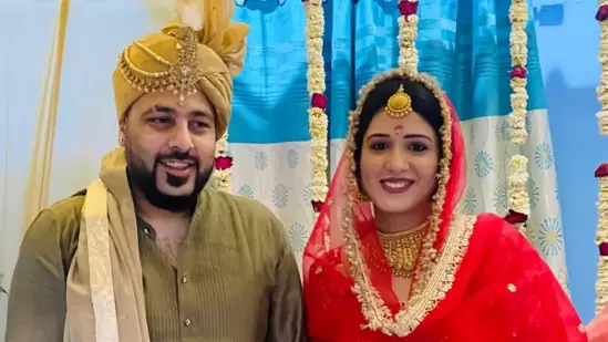 Badshah and Isha Rikhi wedding ceremony visuals showing pheras and varmala moments from their private celebration