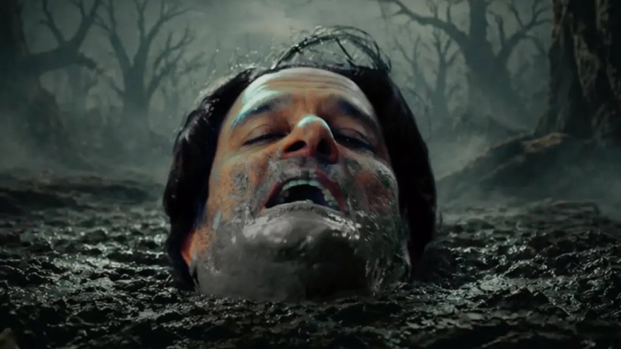 Jaideep Ahlawat trapped in swamp in Daldalll poster