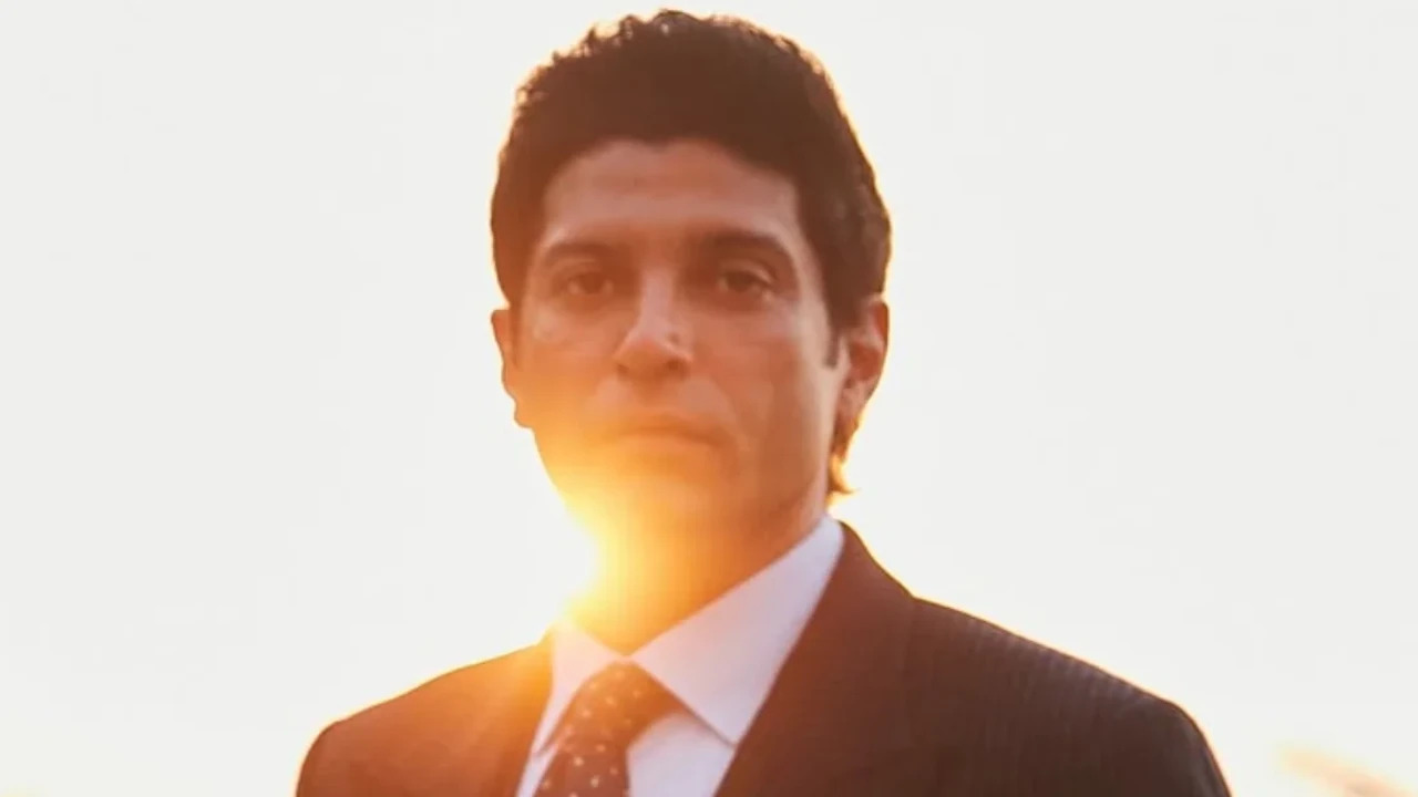 Farhan Akhtar reportedly in talks to play R.D. Burman in upcoming biopic