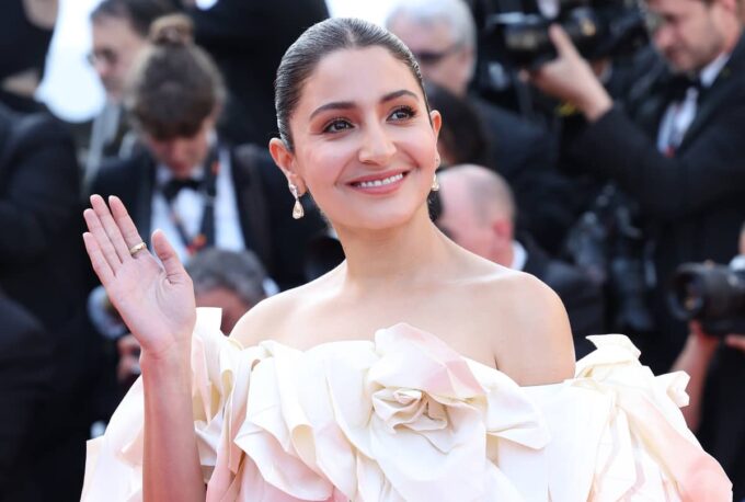 Anushka Sharma Once Revealed The Funny “Cheap Harkat” She Did After Getting Gifts