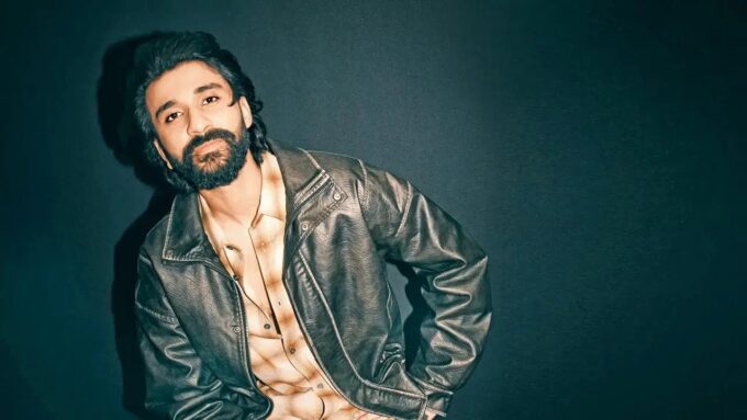 Raghav Juyal as Vikram Maalik in The Paradise first look