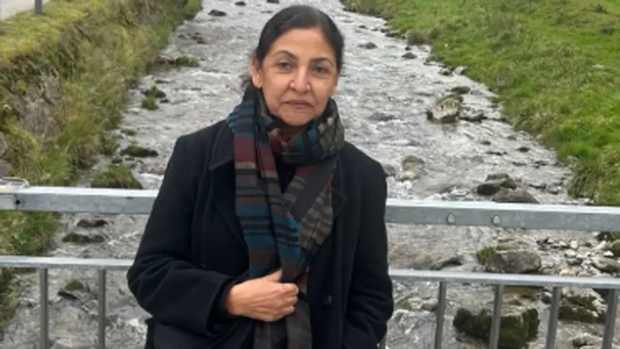 Deepti Naval reflects on her directorial debut Do Paise Ki Dhoop, Chaar Aane Ki Baarish and its enduring message of love and human connection.