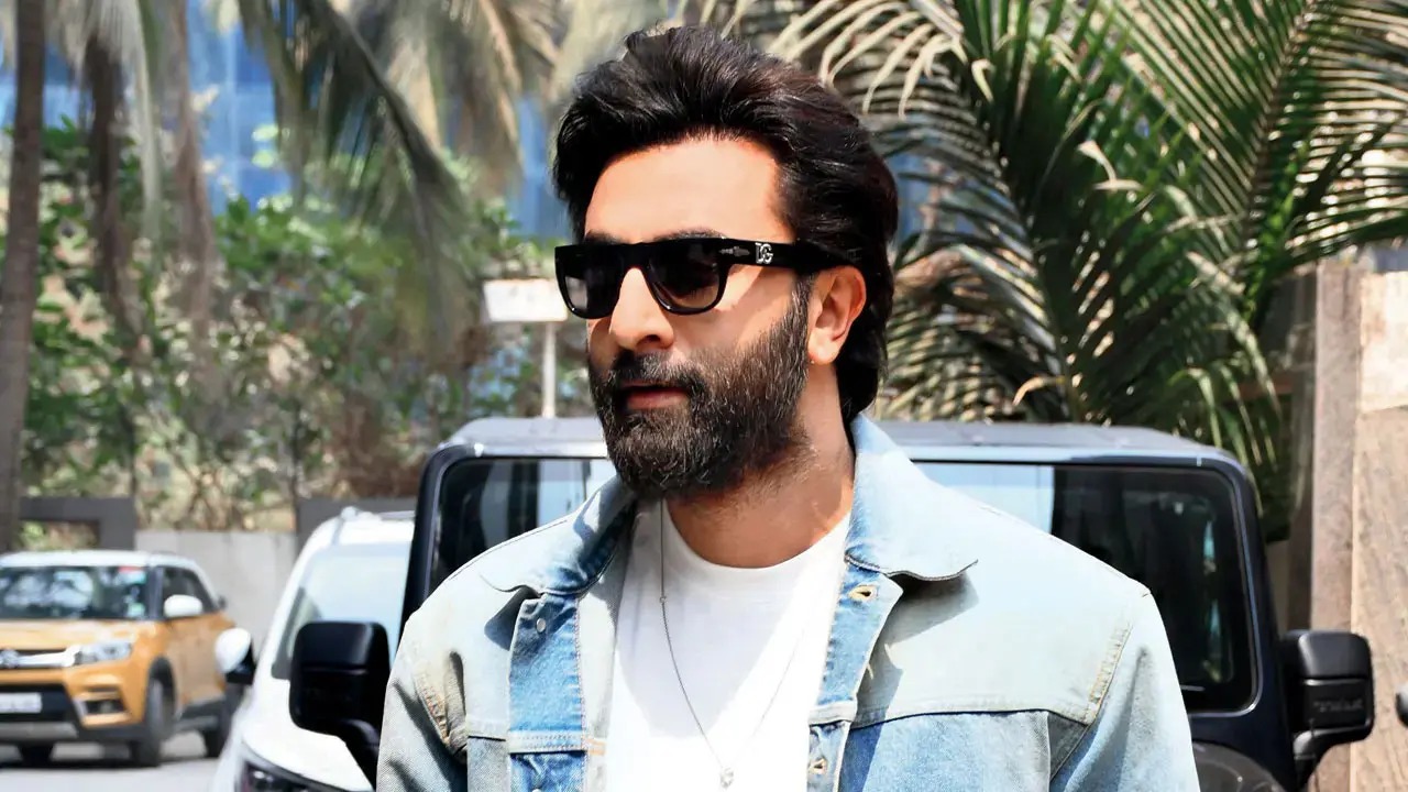 Ranbir Kapoor recalls Kapoor family celebrating his Class 10 result