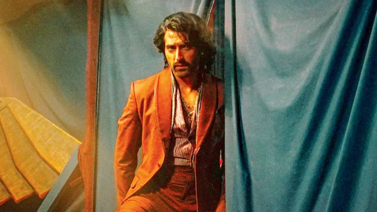 Akshay Oberoi speaks about sharing the screen with the star-studded female cast of Yash's Toxic.