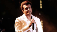Sonu Nigam explains why he refused to comment on student protests during a media interaction.